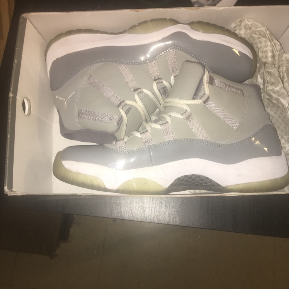 Jordan 11 Cool Gray OG “2010”